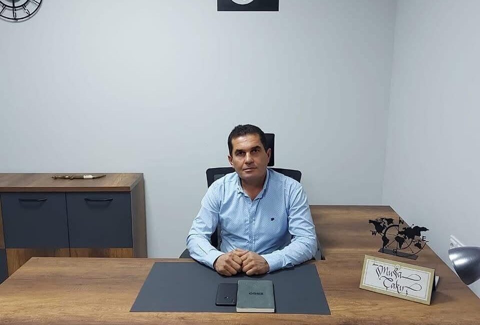 Denizli’nin Buldan ilçesine bağlı Yenicekent Mahallesi Muhtarı Musa Çakır, iş