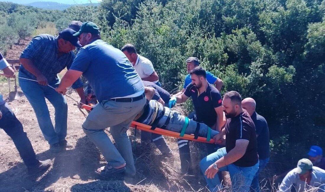 Manisa’nın Turgutlu ilçesinde 71 yaşındaki Ekrem Filiz’in kontrolünü kaybettiği traktör