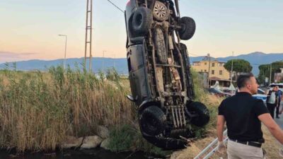 Edremit ilçesinde meydana gelen korkunç trafik kazasında kontrolden çıkan bir
