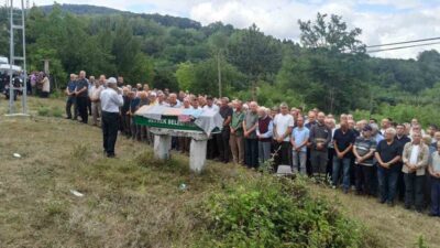 Devrek ilçesinde meydana gelen trafik kazasında aracıyla şarampole uçarak hayatını