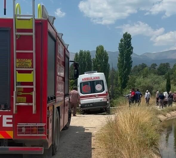 Acıpayam ilçesinde tarlasına gitmek için yola çıkan 24 yaşındaki bir