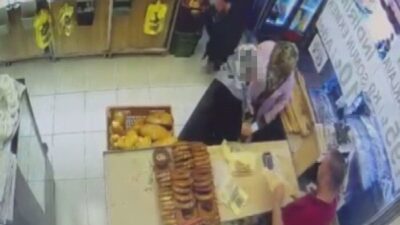 Melikgazi ilçesinde bir pastanede gerçekleşen olayda, yabancı uyruklu bir kadının