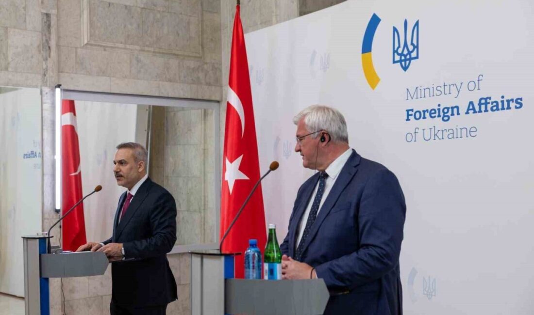 Türkiye Dışişleri Bakanı Hakan Fidan, Ukrayna Dışişleri Bakanı Andriy Sibiha