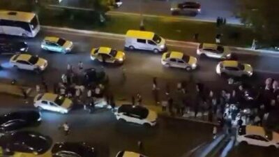 Diyarbakır’ın Kayapınar ilçesinde meydana gelen trafik kazasında, iki otomobilin çarpışması