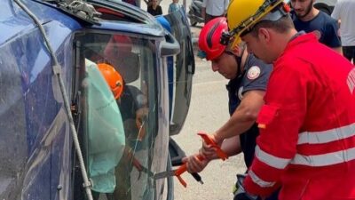 Hatay’ın Dörtyol ilçesine bağlı Çaylı Mahallesi’nde meydana gelen bir trafik