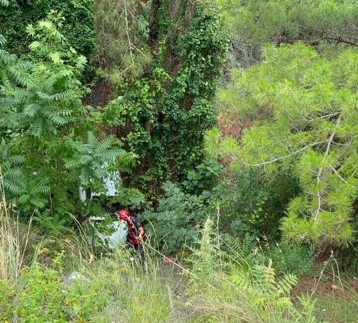 Hatay’ın Dörtyol ilçesine bağlı Kuzuculu Mahallesi’nde meydana gelen bir kaza