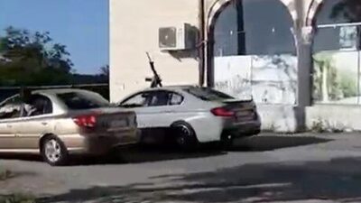 Sakarya ilinin Kaynarca ilçesinde gerçekleşen bir olayda, düğün konvoyunda silahla