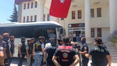 Afyonkarahisar’da bir minibüs durağı başkanının öldürüldüğü trajik olayla ilgili 18