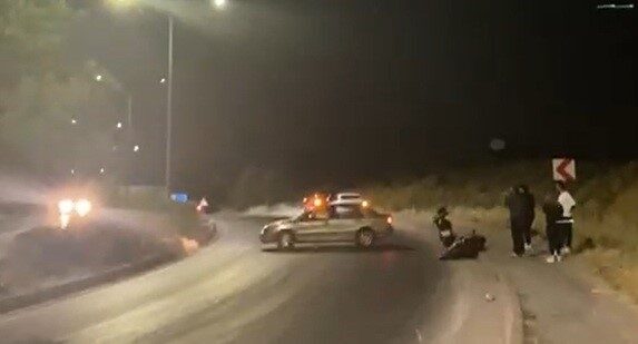 Eskişehir’de, refüj sulaması için açılan fıskiyelerin yola su sıçratması sonucu