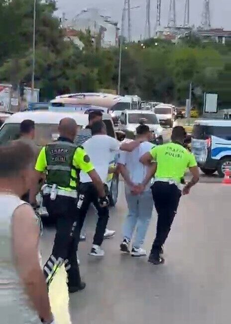 Edirne’de iki aile arasında yaşanan kavga sonrasında polis ekipleri müdahale