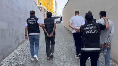 Edirne’de Narkotik Suçlarla Mücadele ekipleri, İstasyon Mahallesi’nde gerçekleştirdikleri operasyonda satışa