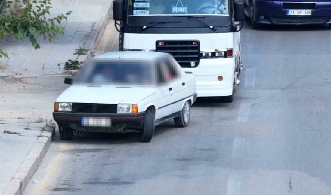 Kırıkkale’de, polis ekipleri tarafından dron yardımıyla gerçekleştirilen trafik denetiminde, kaçmaya