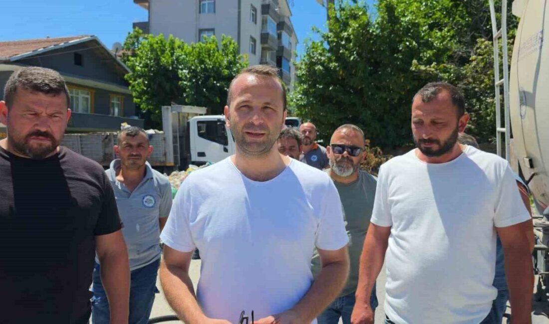 Karadeniz Ereğli ilçesine bağlı Zonguldak’ta belediyeye ait çöp toplama kamyonunda