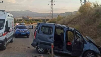 Elazığ’da meydana gelen bir trafik kazasında dört kişi yaralandı. Kaza,