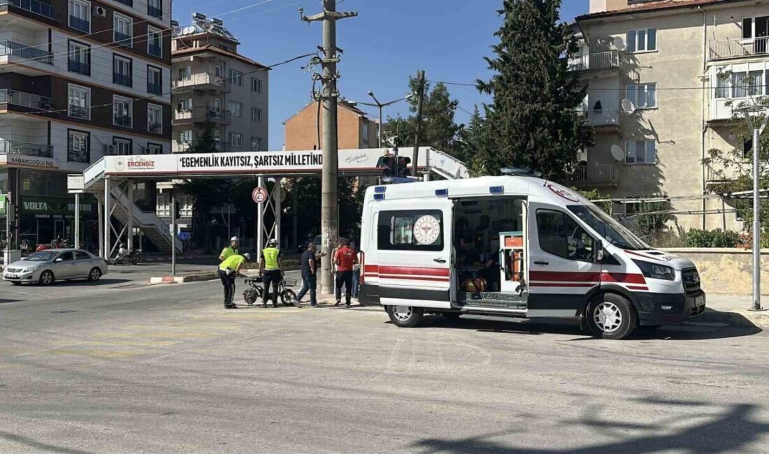 Burdur’da meydana gelen bir trafik kazasında motosiklet ile elektrikli bisiklet