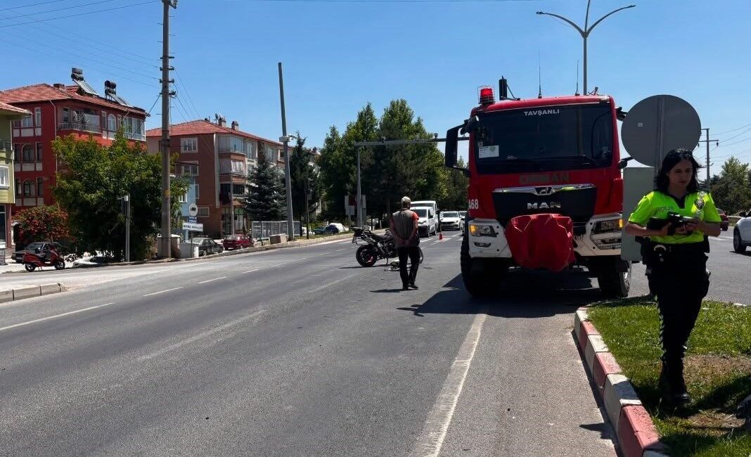 Tavşanlı ilçesinde meydana gelen bir trafik kazasında, Emet ilçesindeki orman