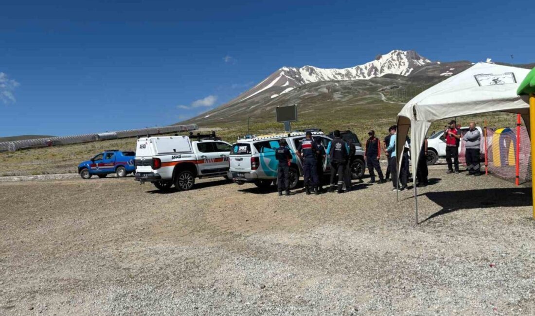 Erciyes Dağı’na tırmanış yapmak üzere yola çıkan 3 kişiden biri
