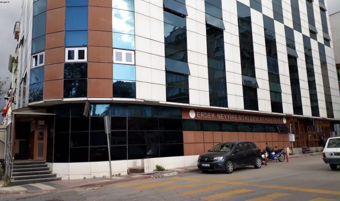Balıkesir’in Erdek ilçesine bağlı Ocaklar Mahallesi’nde 54 yaşındaki bir kadın,