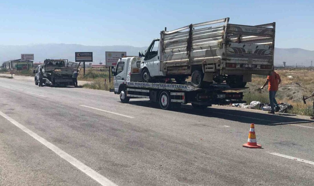 Konya’nın Ereğli ilçesinde meydana gelen trafik kazasında, kamyonetlerin çarpışması sonucunda