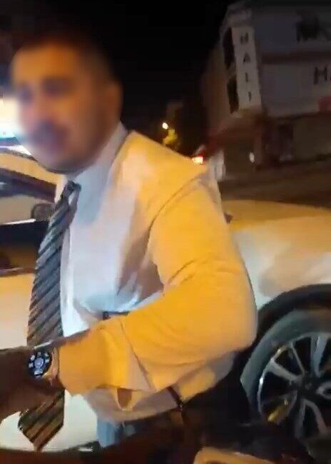 İstanbul’un Esenyurt ilçesinde bir trafik olayı meydana geldi. Yol verme