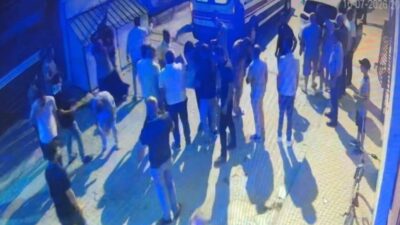 Eskişehir’in Odunpazarı ilçesinde meydana gelen olayda, 2 polis memuru ile