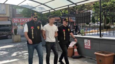 Eskişehir’de, Erenköy Mahallesi Yavuzer Sokak’ta meydana gelen olayda, iki grup