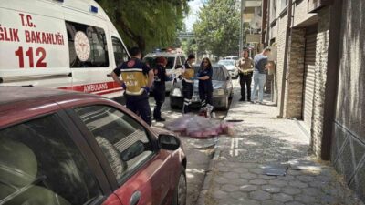 Eskişehir’de, Şeker Mahallesi Yamaner Sokak’ta yer alan 4 katlı bir