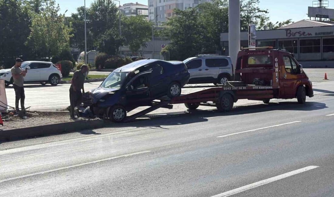 Eskişehir’de meydana gelen bir trafik kazasında, orta şeritte seyir halinde