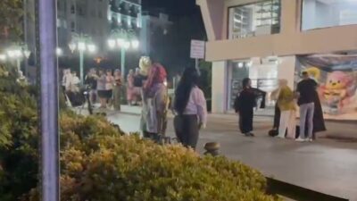 İki kadın grubu arasında Kısa sürede kavgaya dönüşen bir sözlü
