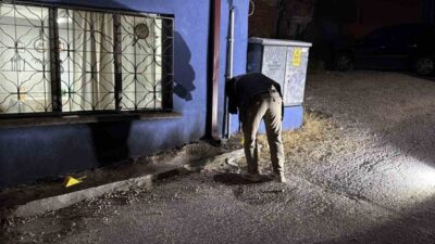 Eskişehir’de gece saatlerinde kar maskeli kimliği belirsiz bir şahıs, Odunpazarı