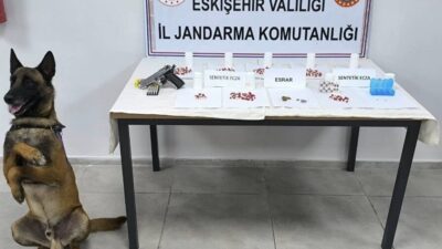 Eskişehir’de jandarma tarafından gerçekleştirilen uyuşturucu operasyonunda tutuklanan 2 şüpheliden biri