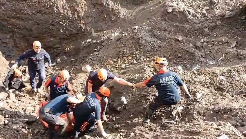 Eskişehir İlçesi İnönü’de define aramak amacıyla oluşturulan tünelle ilgili yaşanan