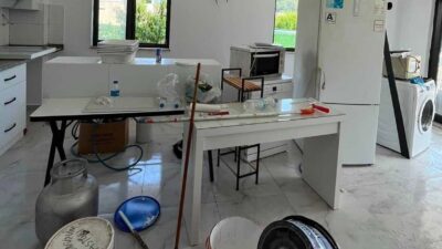 Kemer Belediyesi Fen İşleri Müdürlüğü ekipleri, Kuzdere Mahallesi’nde meydana gelen