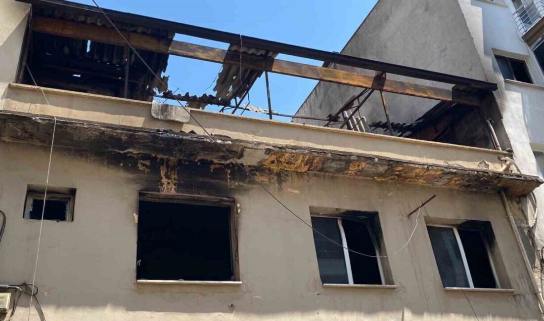 Aydın’ın Efeler ilçesinde yaşanan olayda, psikolojik sorunları olduğu belirtilen bir
