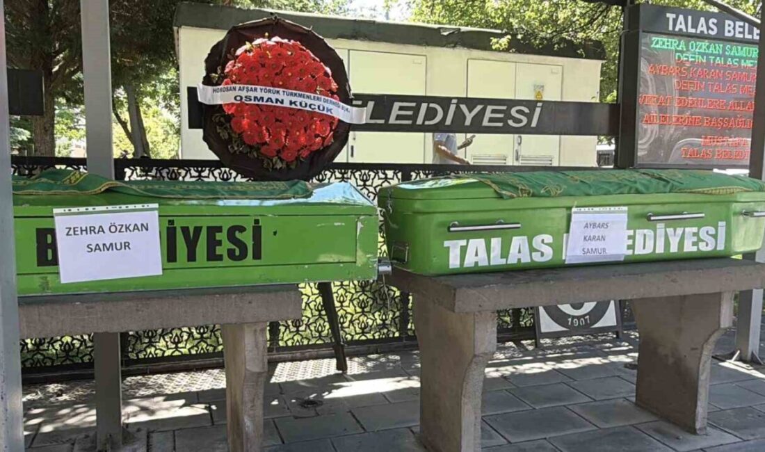 Afyonkarahisar’da meydana gelen bir trafik kazasında yaşamını yitiren anne ve