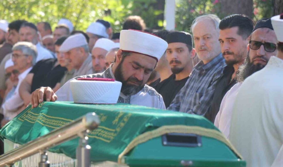 Sapanca ilçesinde otomobil ile motosikletin çarpışması sonucu genç birinin hayatını