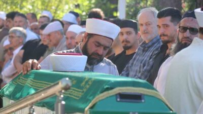 Sapanca ilçesinde otomobil ile motosikletin çarpışması sonucu genç birinin hayatını