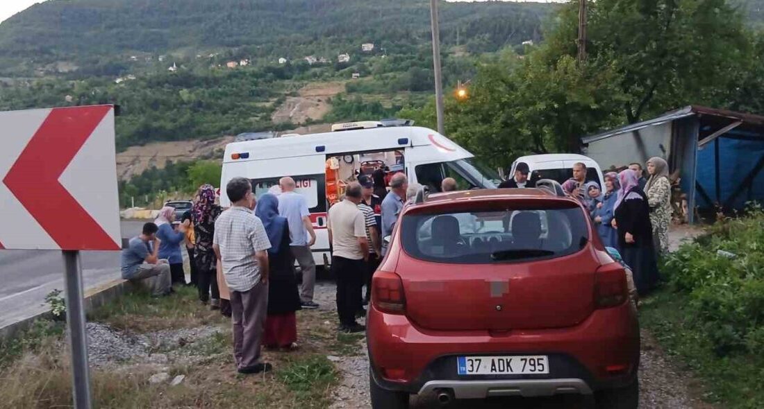 Kastamonu’nun İnebolu ilçesinde, hafif ticari aracın freninin tutmaması sonucu meydana