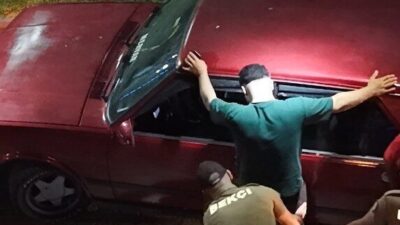 Gaziantep’te, polis ekipleri tarafından gerçekleştirilen “Huzurlu Parklar” uygulaması kapsamında son