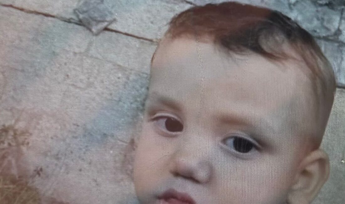 Gaziantep’te yaşanan acı bir olayda, kavşaktan dönerken aracın kapısının açılması
