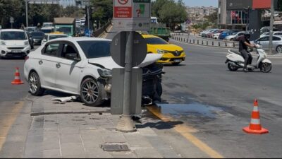 Gaziantep’te bir kavşakta meydana gelen zincirleme trafik kazasında 3 araç