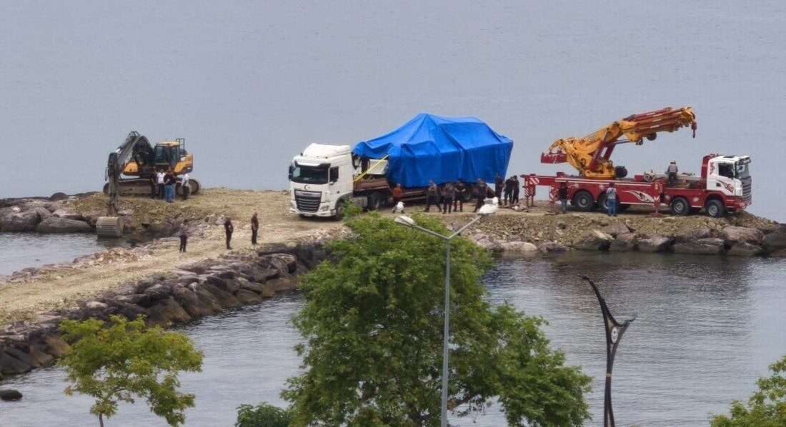 Giresun sahilinde yaşanan olayda, Sahil Güvenlik Komutanlığı’na ait bir botun