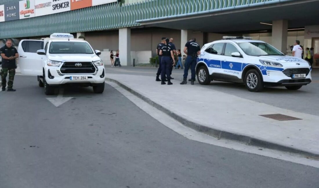 Güney Kıbrıs Rum Yönetimi’nin başkenti Lefkoşa’da bir alışveriş merkezi ve