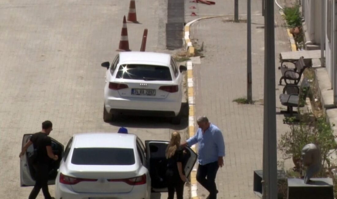 İstanbul’un Bakırköy ilçesindeki Adli Tıp Kurumu’na yapımcı Mehmet Fatih Aksoy’un