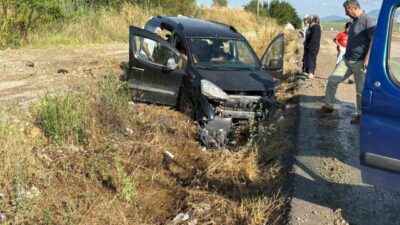 Samsun’un Vezirköprü ilçesinde meydana gelen bir trafik kazasında, bir hafif