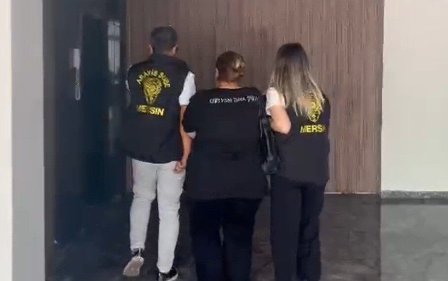 Mersin’de polis ekiplerinin gerçekleştirdiği operasyon sonucunda, 36 yıl hapis cezasıyla