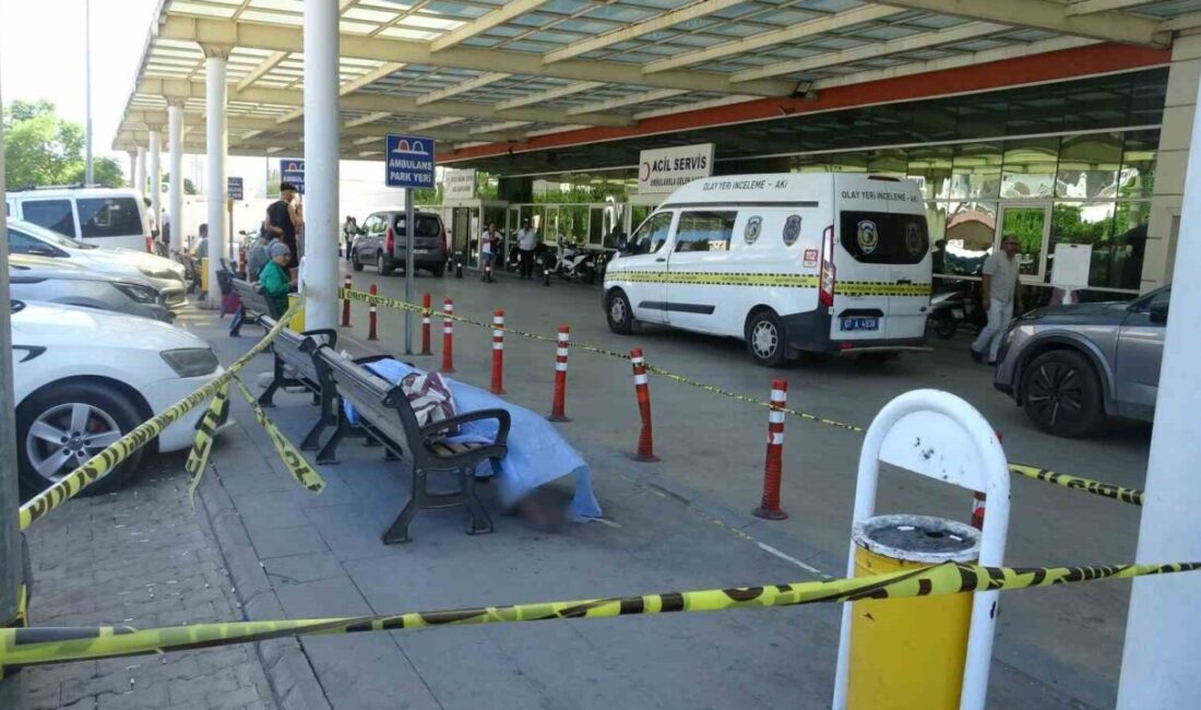 Antalya’da, bir evsiz adamın hastane yakınlarında bankta ölü bulundu. 61