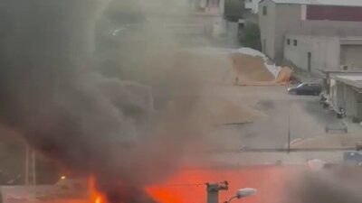 Kahta ilçesinde bir hurdacıda meydana gelen yangın korku dolu anlar