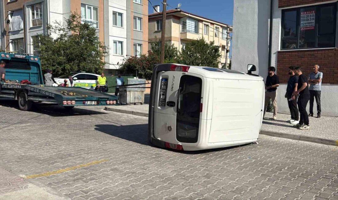 Eskişehir’de meydana gelen trafik kazasında, iki hafif ticari aracın çarpışması