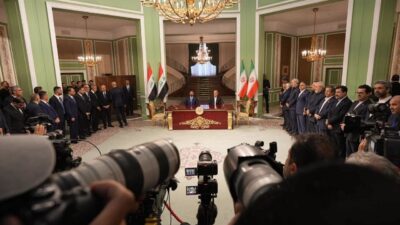 Irak Başbakanı Ali Zeydi, İran’da yaptığı ziyaret kapsamında İran Cumhurbaşkanı